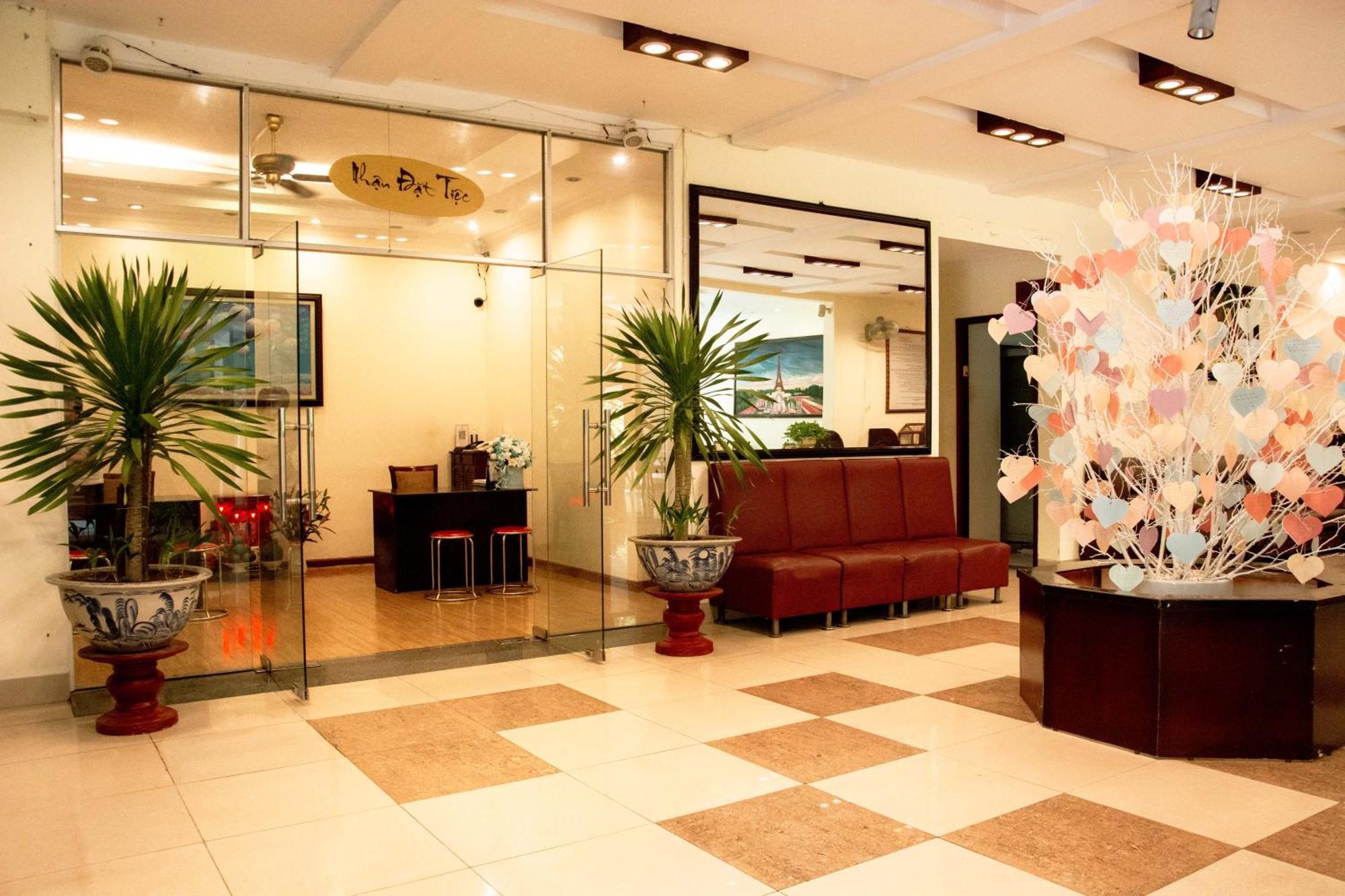 Angella Hotel Nha Trang Exteriör bild