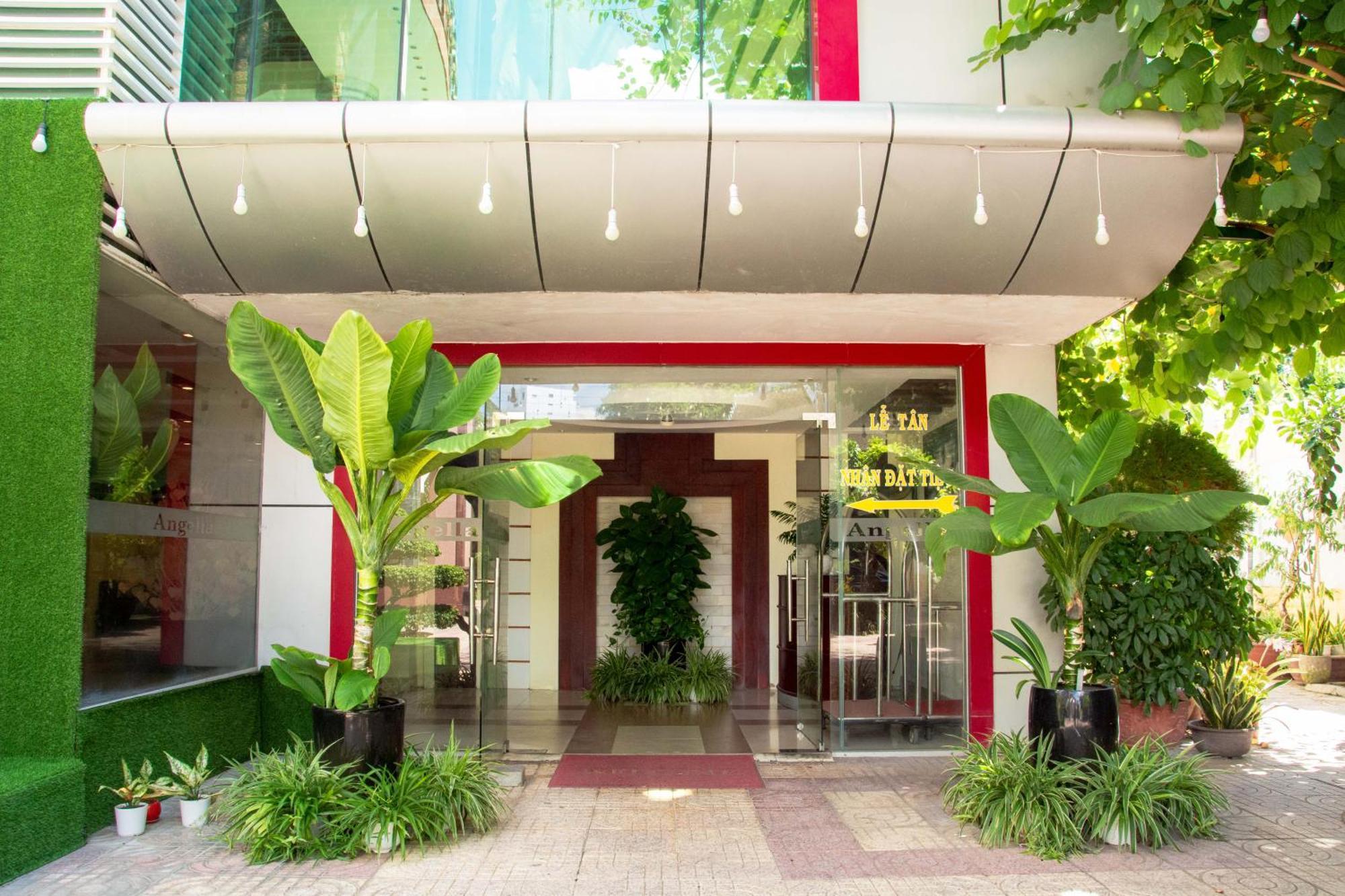 Angella Hotel Nha Trang Exteriör bild