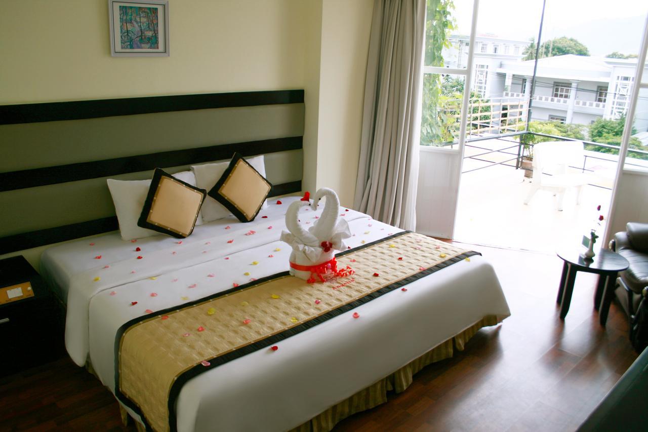 Angella Hotel Nha Trang Exteriör bild