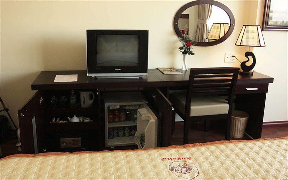 Angella Hotel Nha Trang Exteriör bild