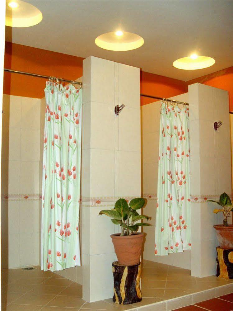 Angella Hotel Nha Trang Exteriör bild